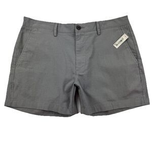 Amazon Essentials Men’s Shorts 34 Metallic Silver Gray Cotton Stretch Chino